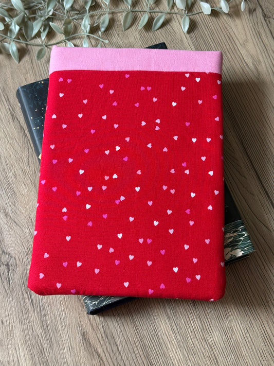 pink & red hearts book sleeve