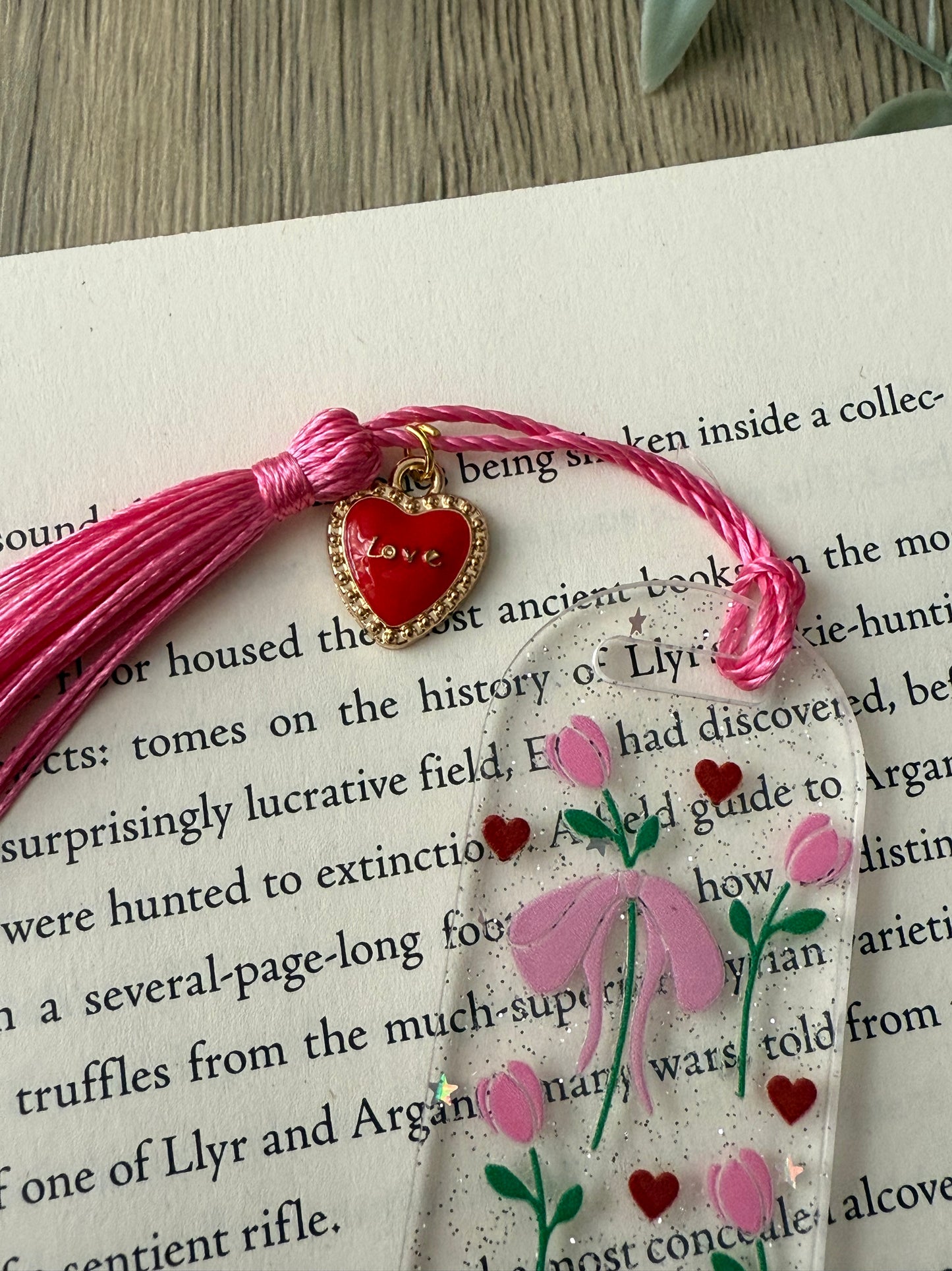 tulips & hearts bookmark