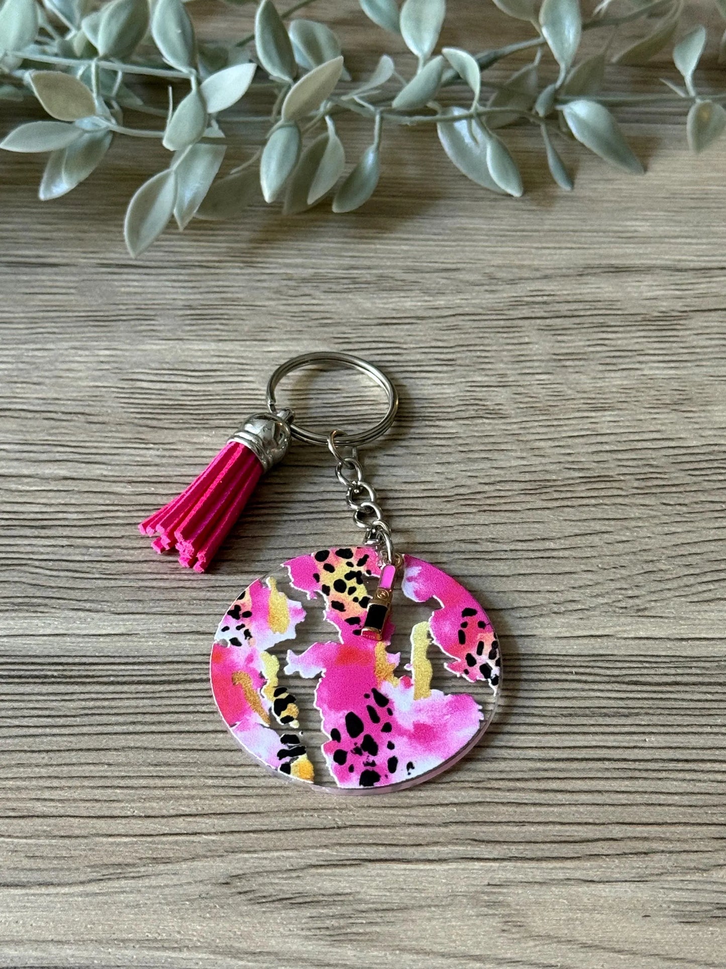 cheetah pink round keychain with tassel & charm