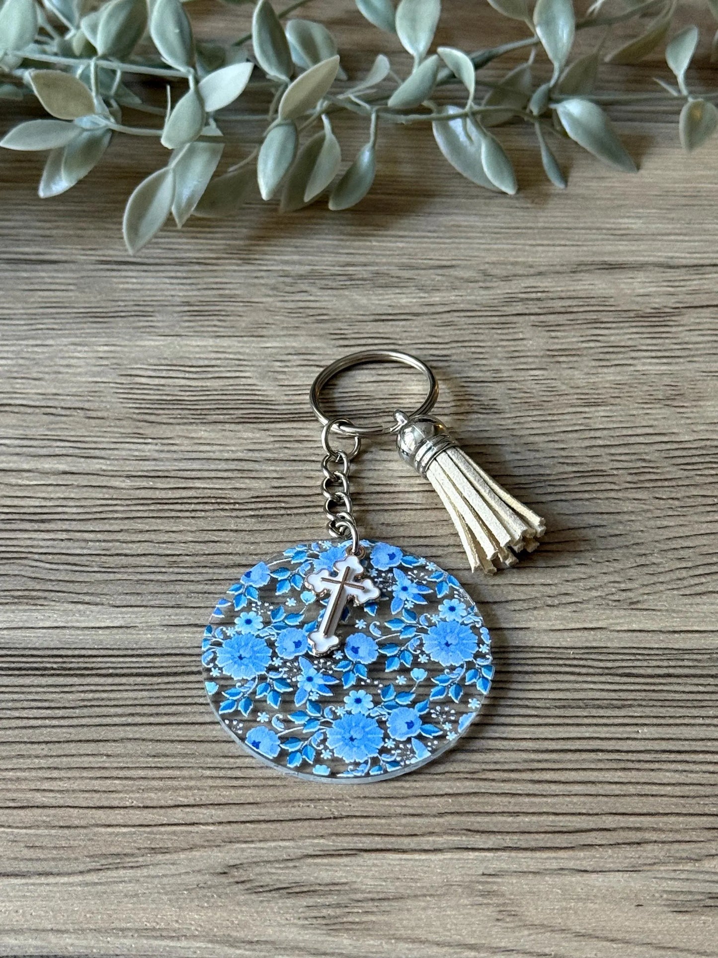 blue flowers round keychain with tassel & charm