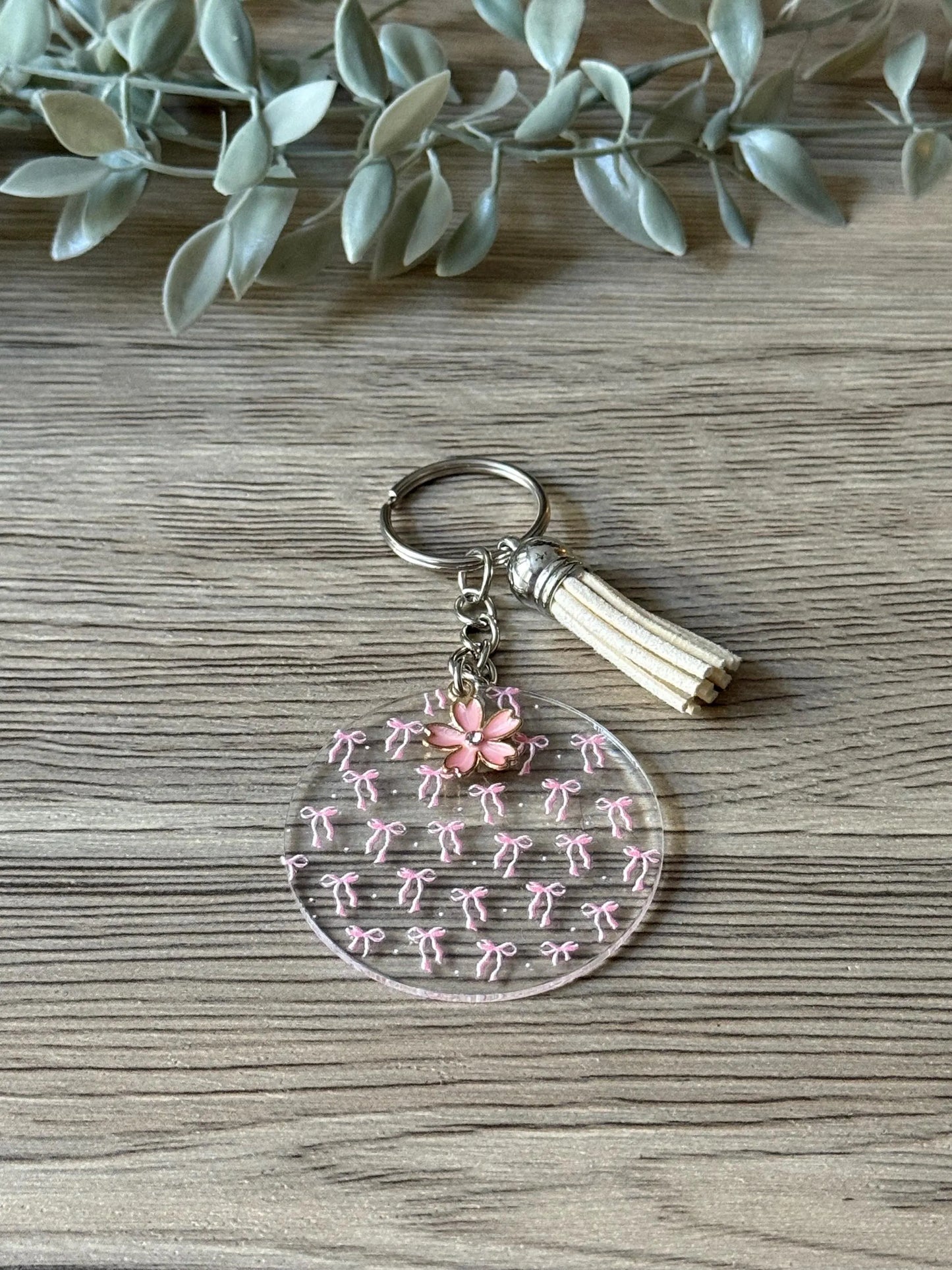 pink bows round keychain with tassel & charm